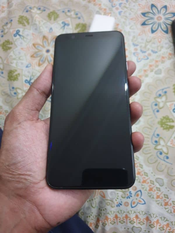 Brand New Google Pixel 4XL Snapdragon 855 10/10 3