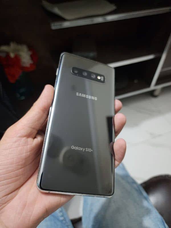 Samsung S10 plus 8/128 0