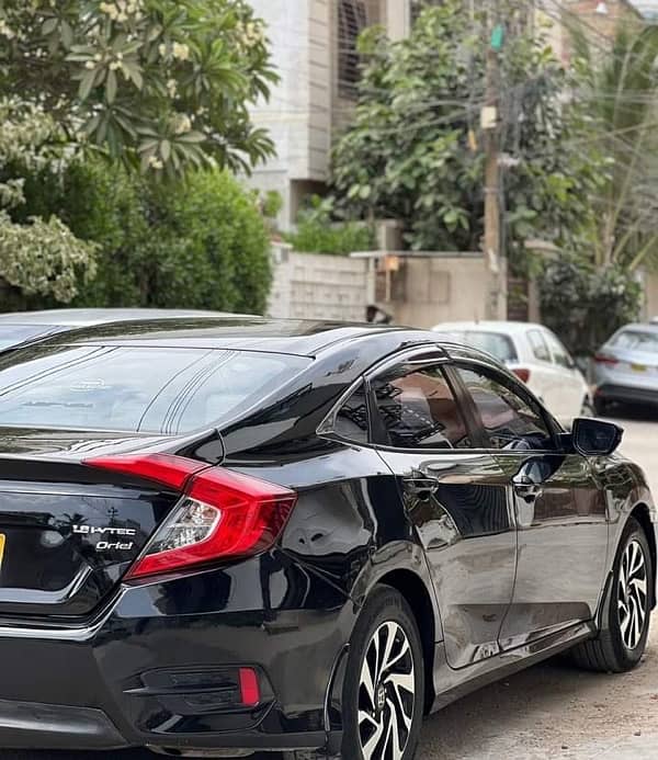 Honda Civic Prosmetic 2018 4