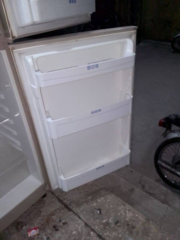 Haier fridge for sale 6