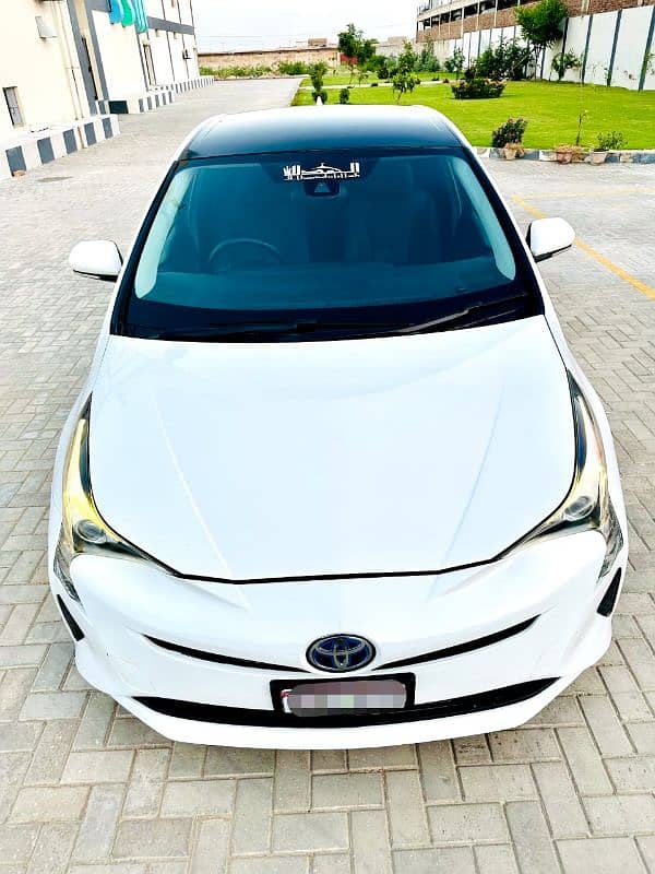 Toyota Prius 2017 6