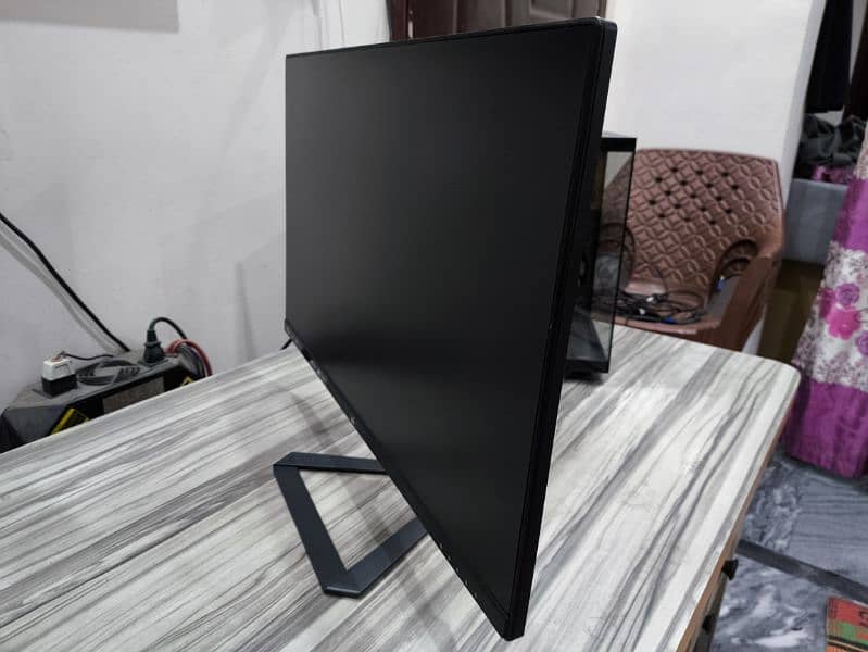 Viewsonic 24 inch 165Hz IPS Gaming Monitor with Full Box 5