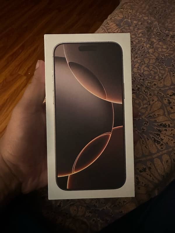 IPhone 16 Pro Max 256GB Desert Titanium 1