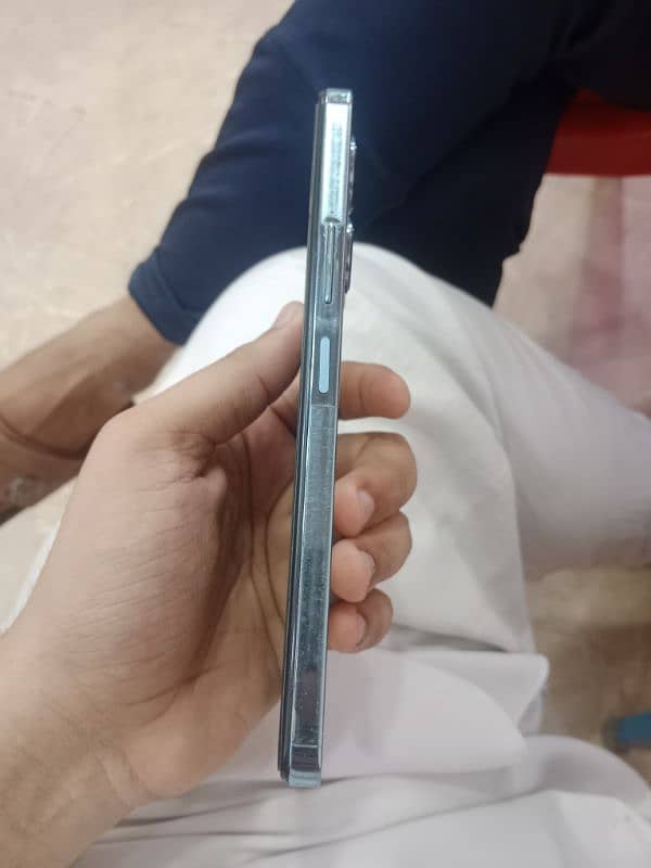 Newly launched Infinix Note 30 16/256 for sale 10/10 condition 2