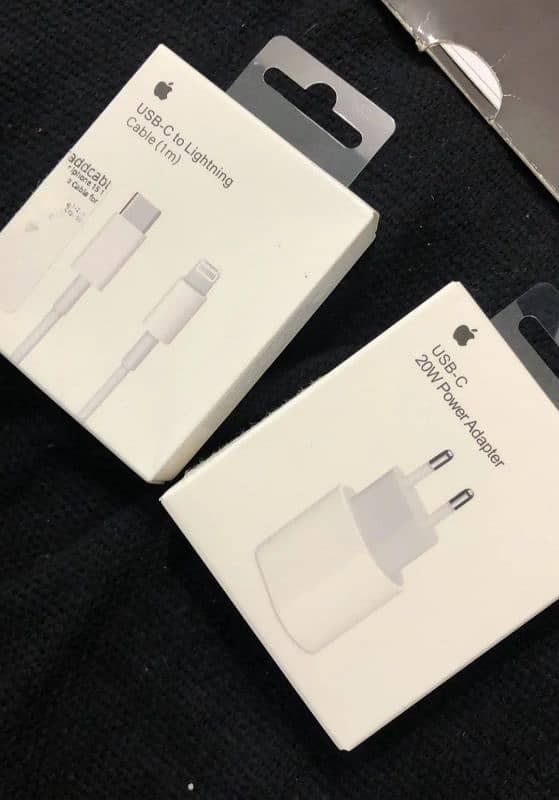 20w orignal apple type c adapters for iPhone 13 14 15 brand new 4