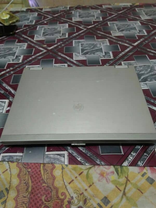 HP laptop 1st generation 4