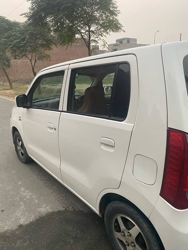 Suzuki Wagon R 2017 4