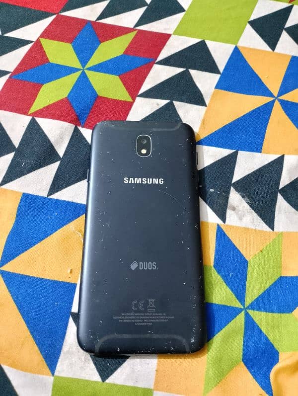 Samsung Galaxy j s7 4