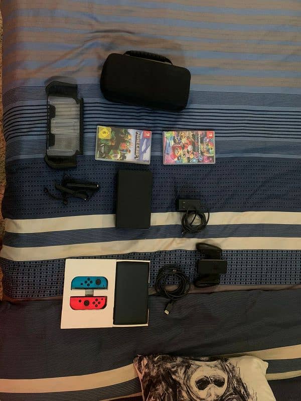 Nintendo Switch 64Gb With Complete Stuff 1