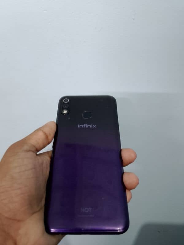 Infinix hot 8 lite 6