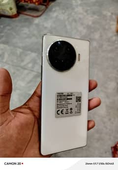 Spark 20 pro plus