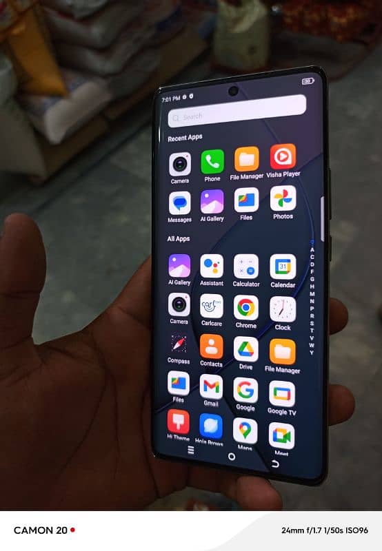 Spark 20 pro plus 1