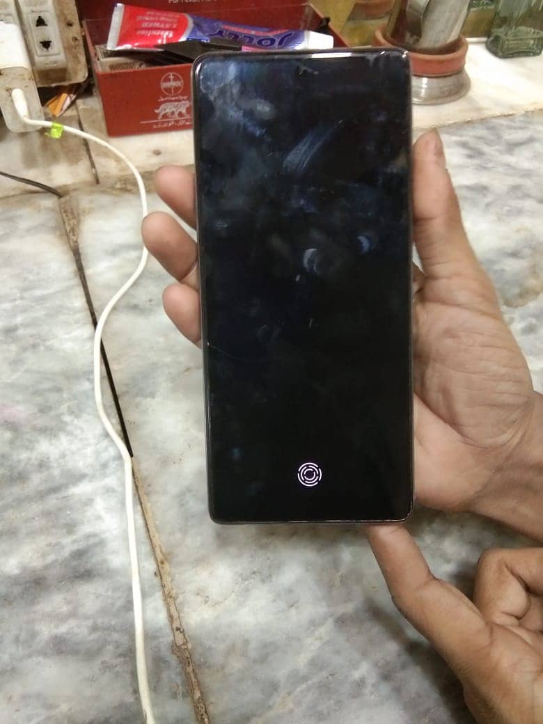 camon 30  cooperative price /final price  Rs. 45'000 3