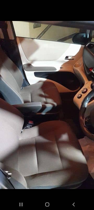 Toyota Sienta 2016 10