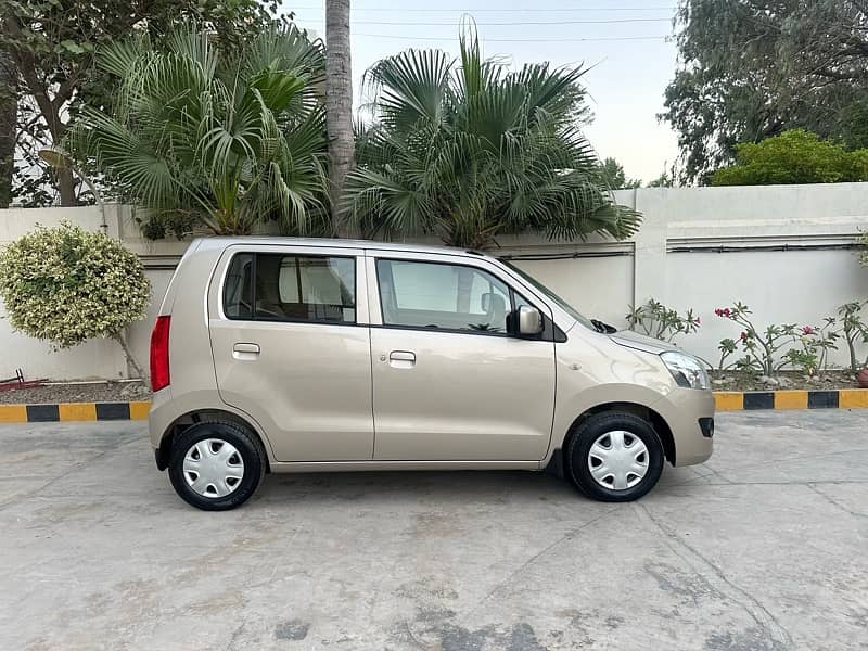 Suzuki WagonR 2015 VXL 22000km First Hand Brand New Untouched Zero 2