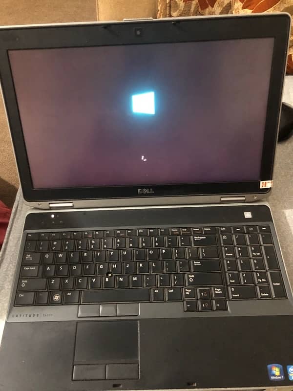 dell latitude E6530 (2nd generation) 1