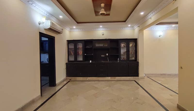 11 marla triple story house for rent in Gori town phase 3 3