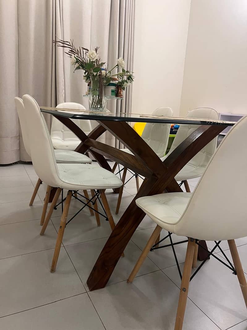 Wooden Base Dinning Table With Glass Top 1