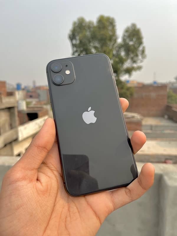 IPhone 11 64 GB Non PTA (factory unlock) 1