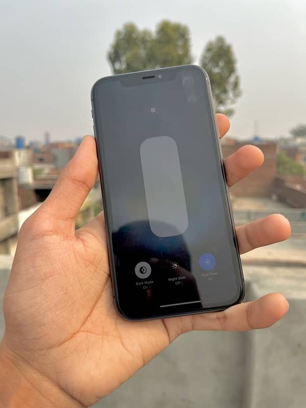 IPhone 11 64 GB Non PTA (factory unlock) 8