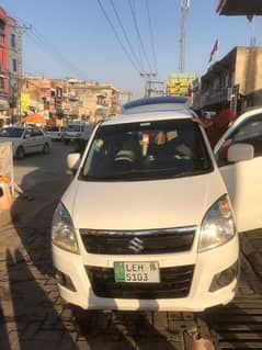 i am selling my Suzuki Wagon R 2016