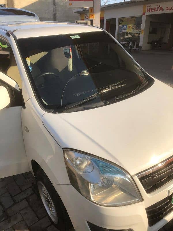 i am selling my Suzuki Wagon R 2016 1