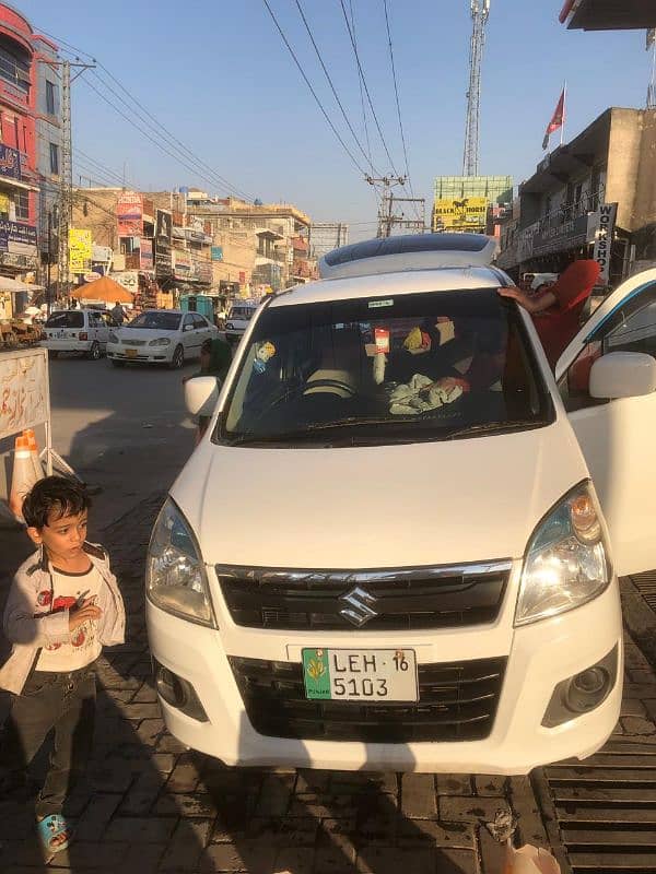 i am selling my Suzuki Wagon R 2016 2