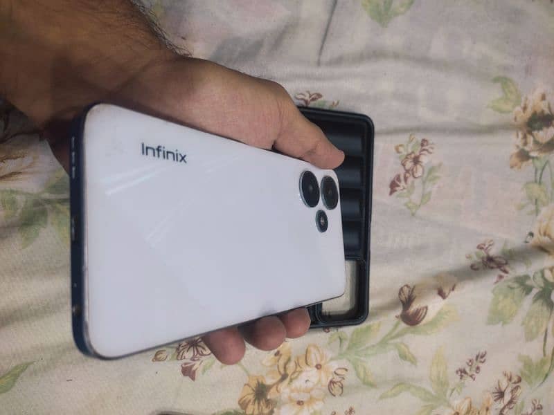 Infinix Hot 30 Play 1