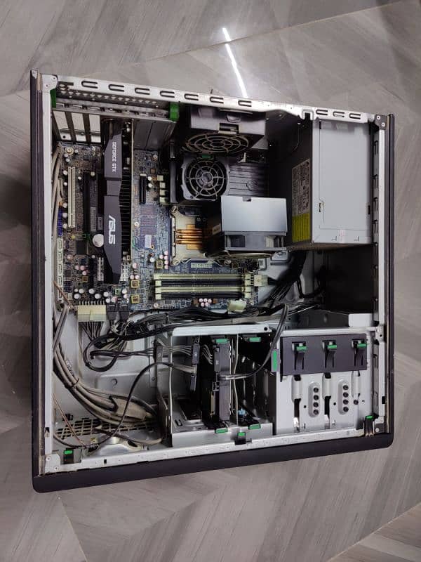 HP Workstation Z420 Gaming PC 2