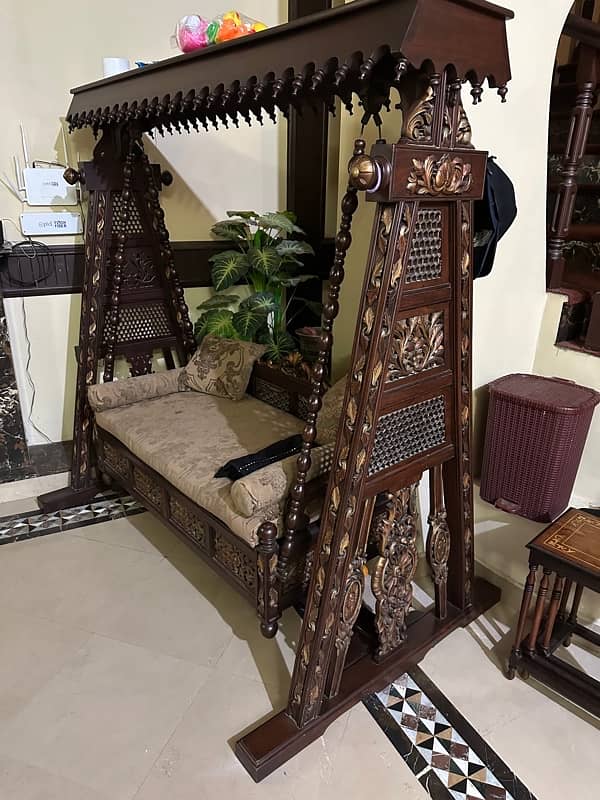 SOLID WOOD JHULA (SWING) 3