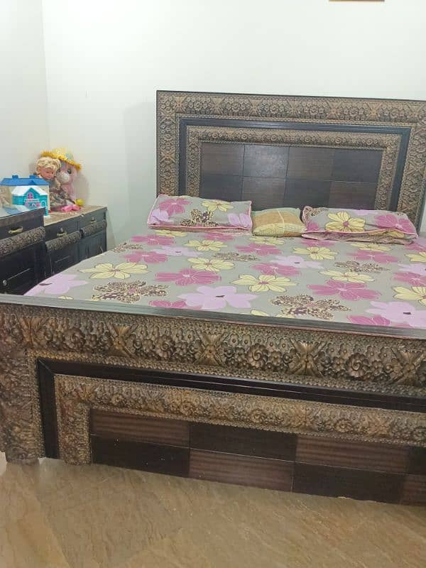 wood bed set 1