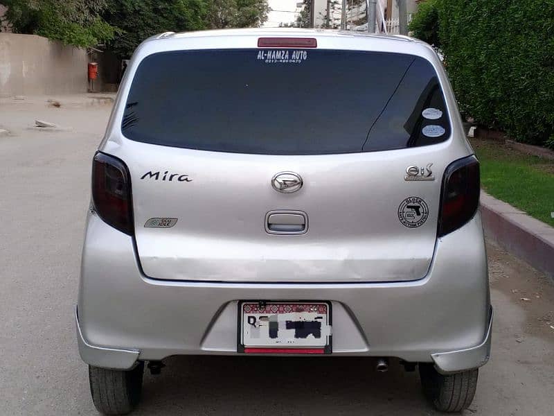 Daihatsu Mira 2012 3