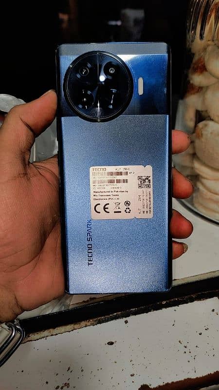 Tecno spark 20 pro Plus 2