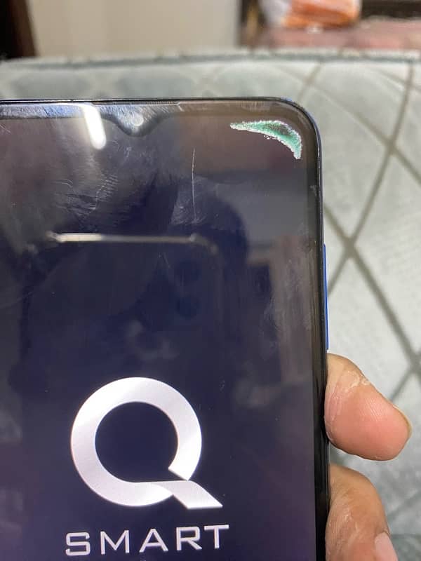 Q mobile View max 3