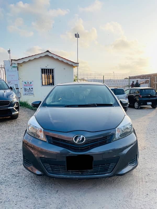 Toyota Vitz 2012-16 2