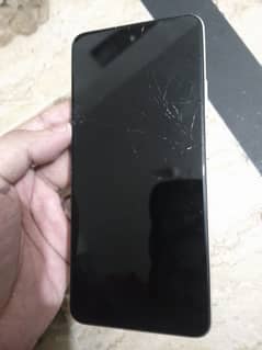 Infinix smart 8 4/64  1.5 month use howa he abhi 10 month warranty he.