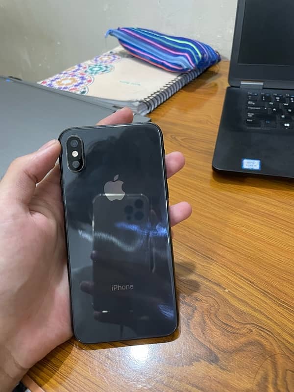 IPHONE Xs 7