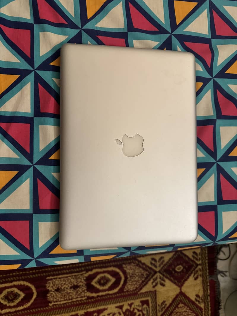 Macbook pro 13 inch 0