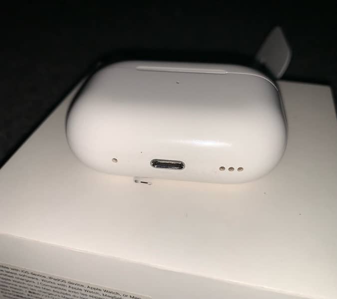 Apple AirPods Pro 2nd Gen 3