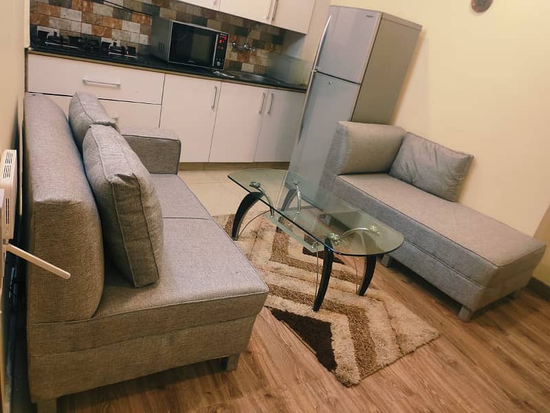 E11/4 Apollo tower 1bed VIP furnished flat available for rent 5