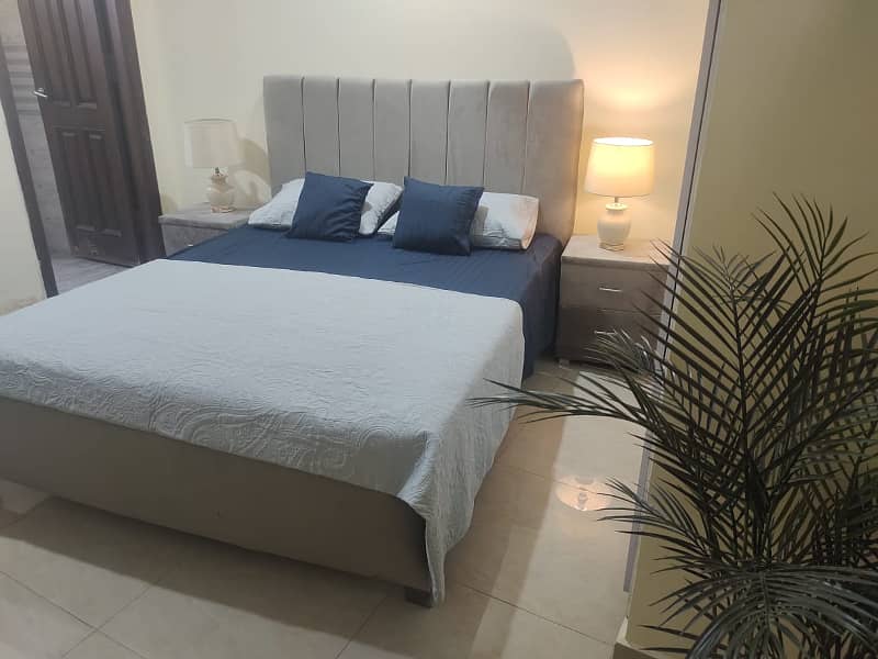 E11/4 Apollo tower 1bed VIP furnished flat available for rent 8