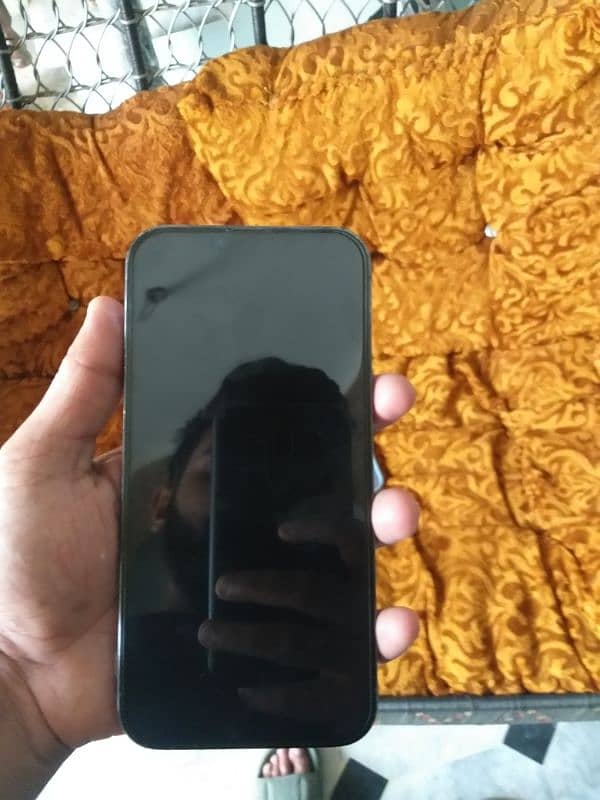 iPhone 13 Pro Max (128GB) 3