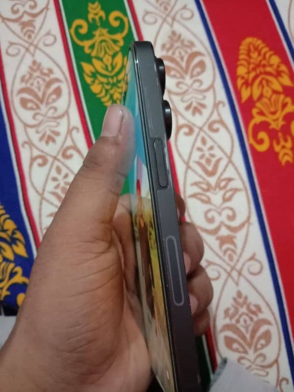 iphone14 pro 128 gb jv non pta Box hai eska all ok hai no fault 5