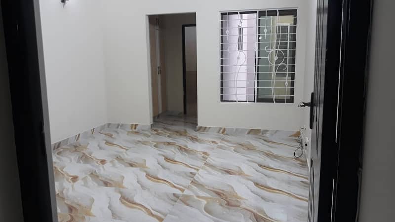 12 MARLA UPPER PORTION AVAILABLE FOR RENT IN JOHAR TOWN 8