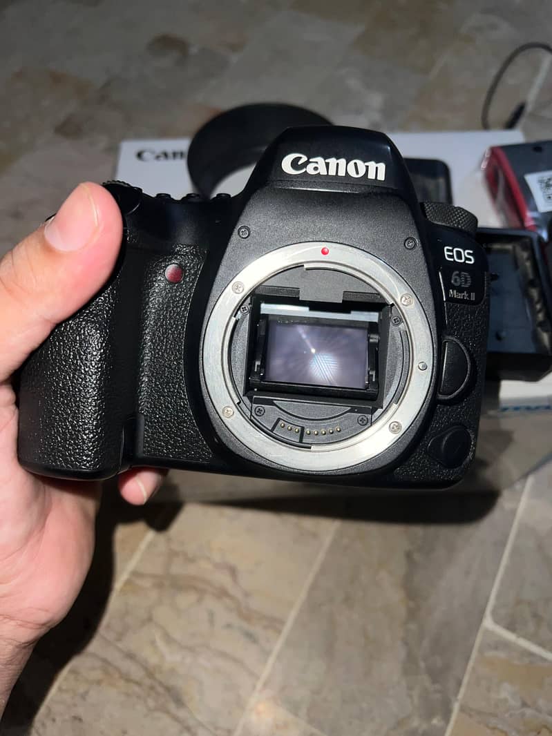 Canon 6D Mark ii With Canon 24/105 And Canon 50. MM 1.8 9