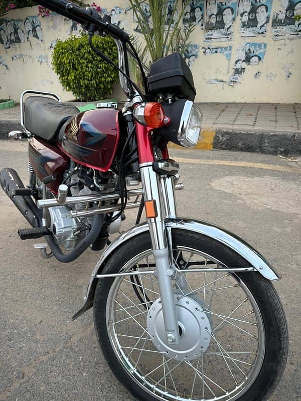 Honda CG 125 2024 3