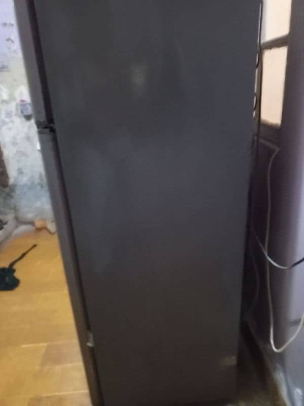 Dawlance Refrigerator Urgent Sell 03002860816 1