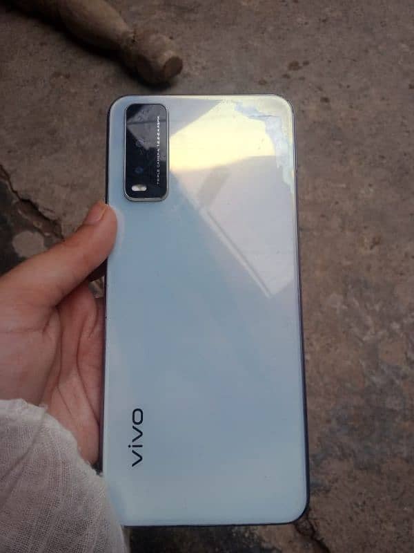 vivo y20 4/64 pta with box charger 1