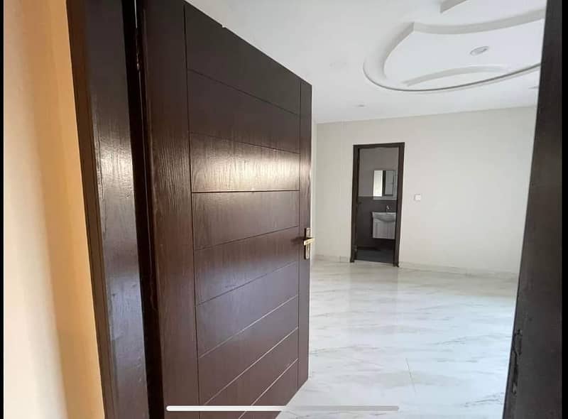 1 Bed luxury Non Furnished Flat Available for Rent In Bahria Town Lahore 5