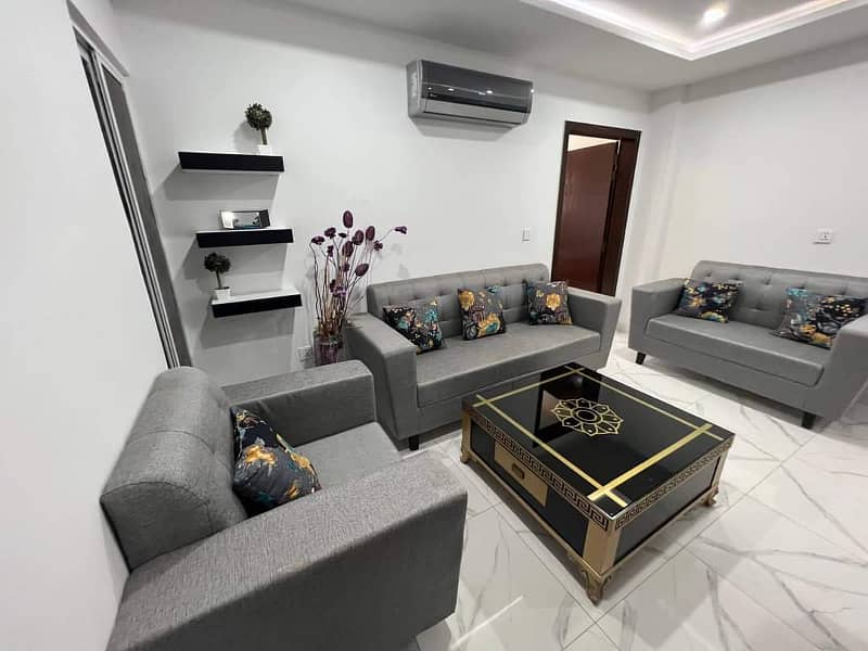 1 Bed luxury Furnished Flat Available for Sale In Bahria Town Lahore 2